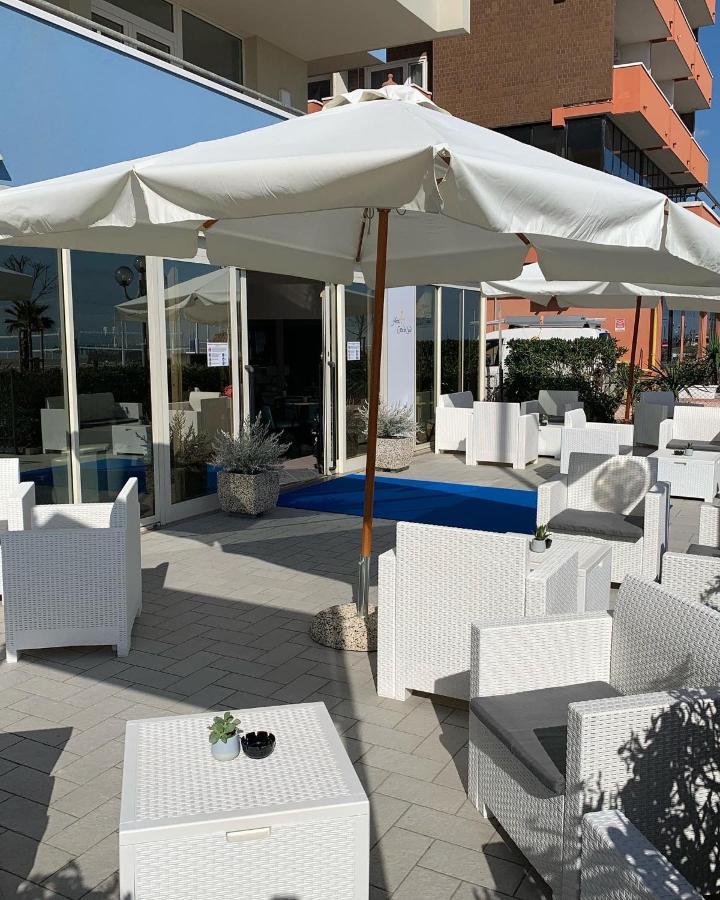 Hotel Croce Del Sud Rimini Esterno foto