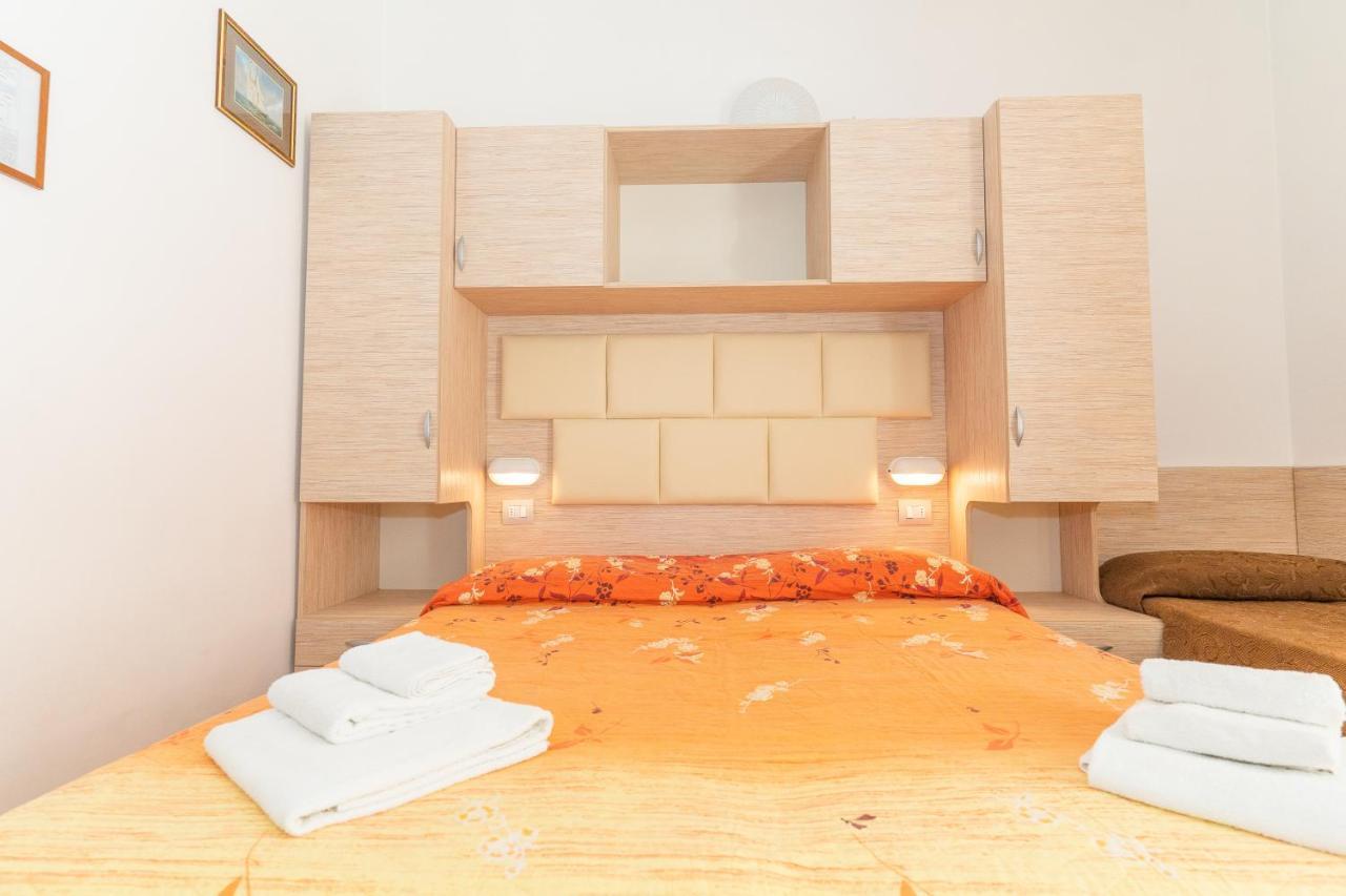 Hotel Croce Del Sud Rimini Esterno foto