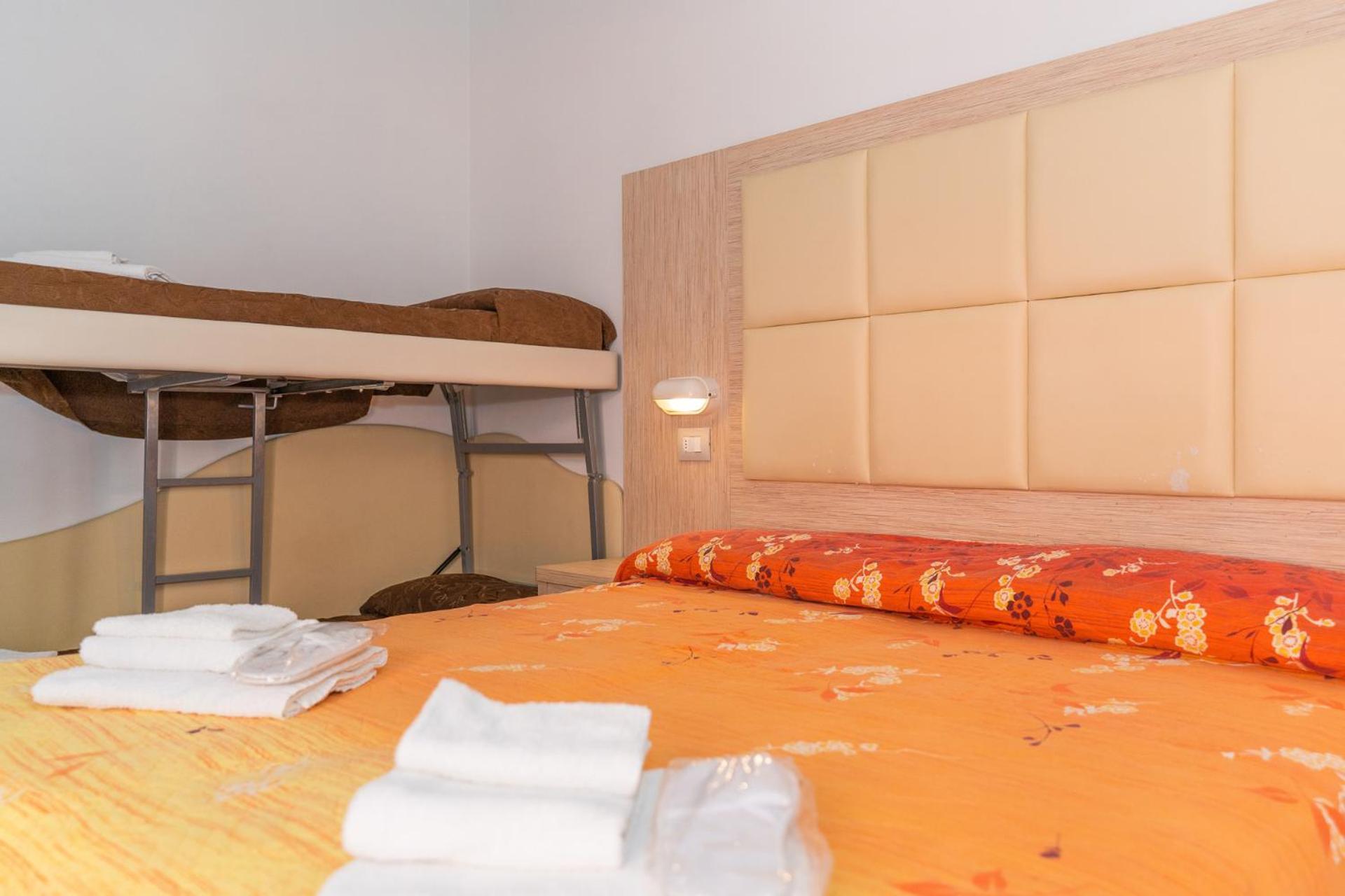 Hotel Croce Del Sud Rimini Esterno foto
